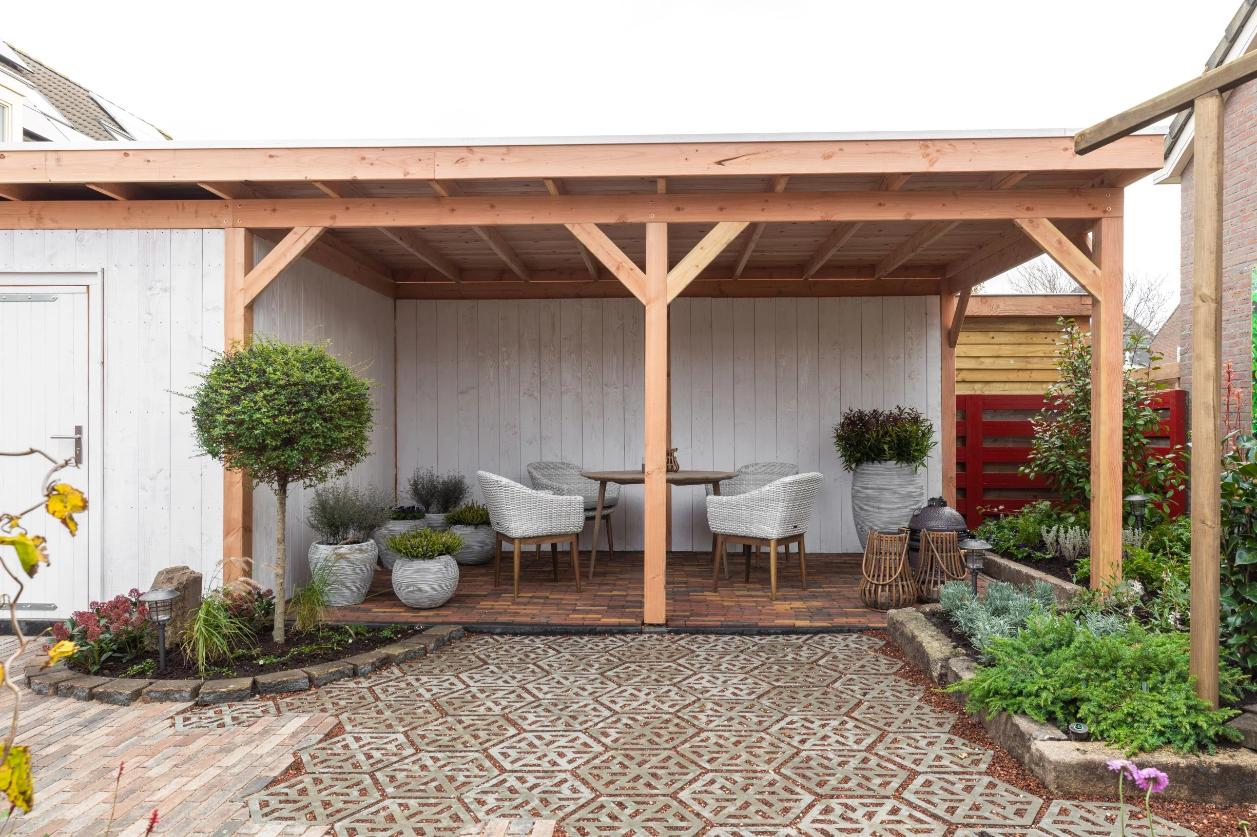 Douglas overkapping, 600 x 350, met achterwand en zijwand, Westwood Comfort - Afbeelding 2